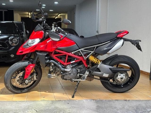 Ducati Hypermotard 950