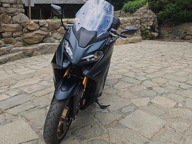 Yamaha TMAX 560