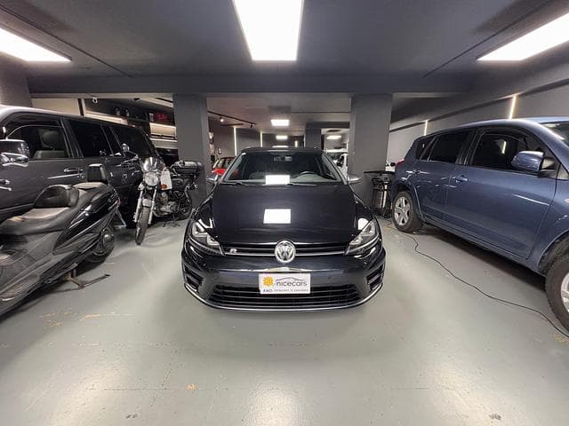 Volkswagen Golf R