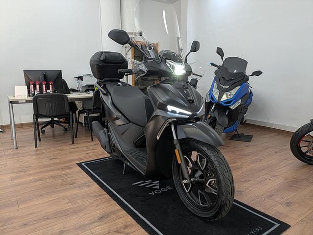 Voge SR16