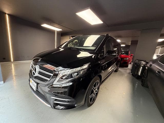 Mercedes-Benz V-Class