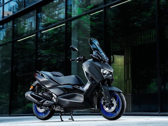 Yamaha X-MAX 125