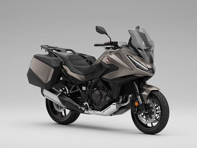 Honda NT1100 DCT Electronic Suspension