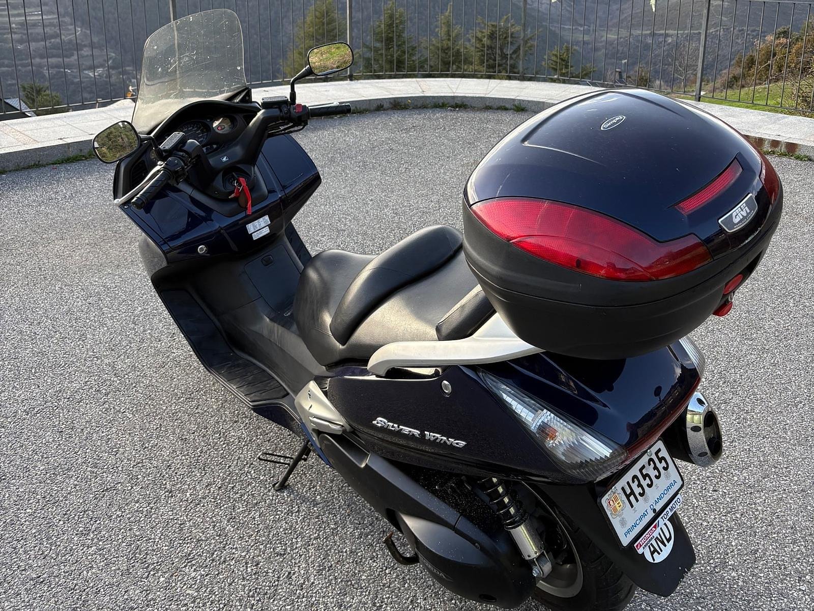 Honda Silver Wing 600