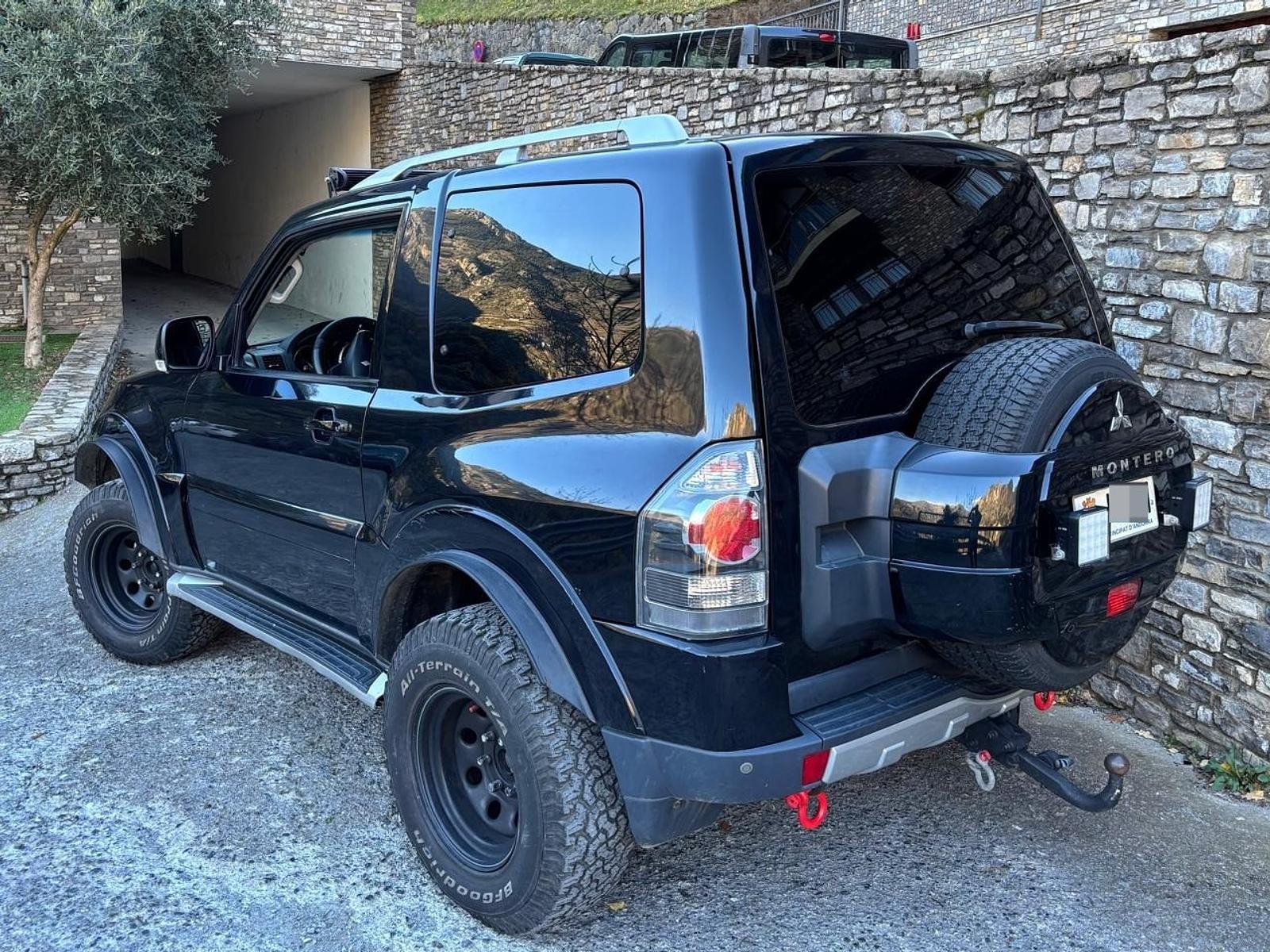 Mitsubishi Montero