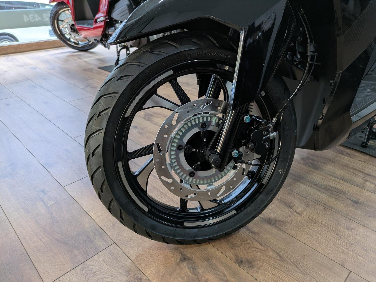 Peugeot Tweet 125