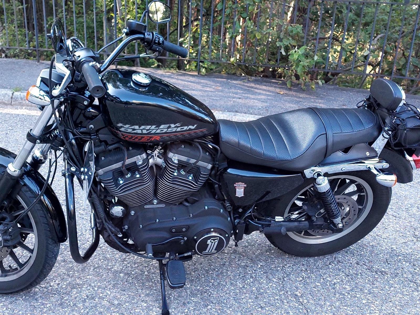 Harley-Davidson Sportster 883