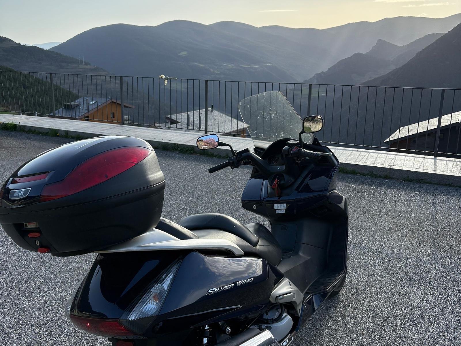 Honda Silver Wing 600