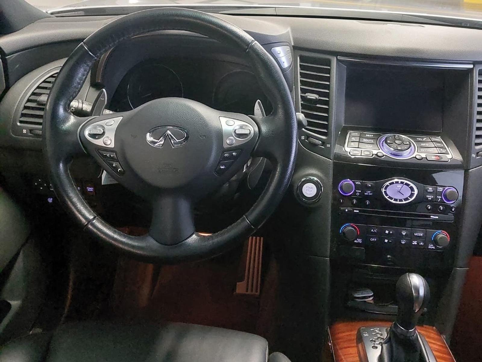 Infiniti Qx70