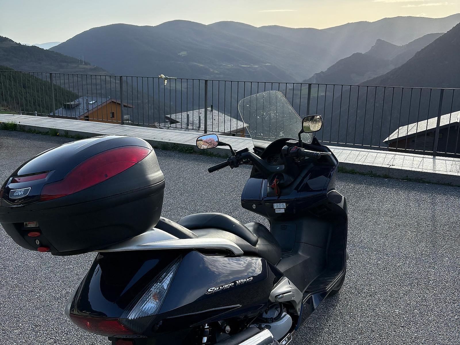 Honda Silver Wing 600