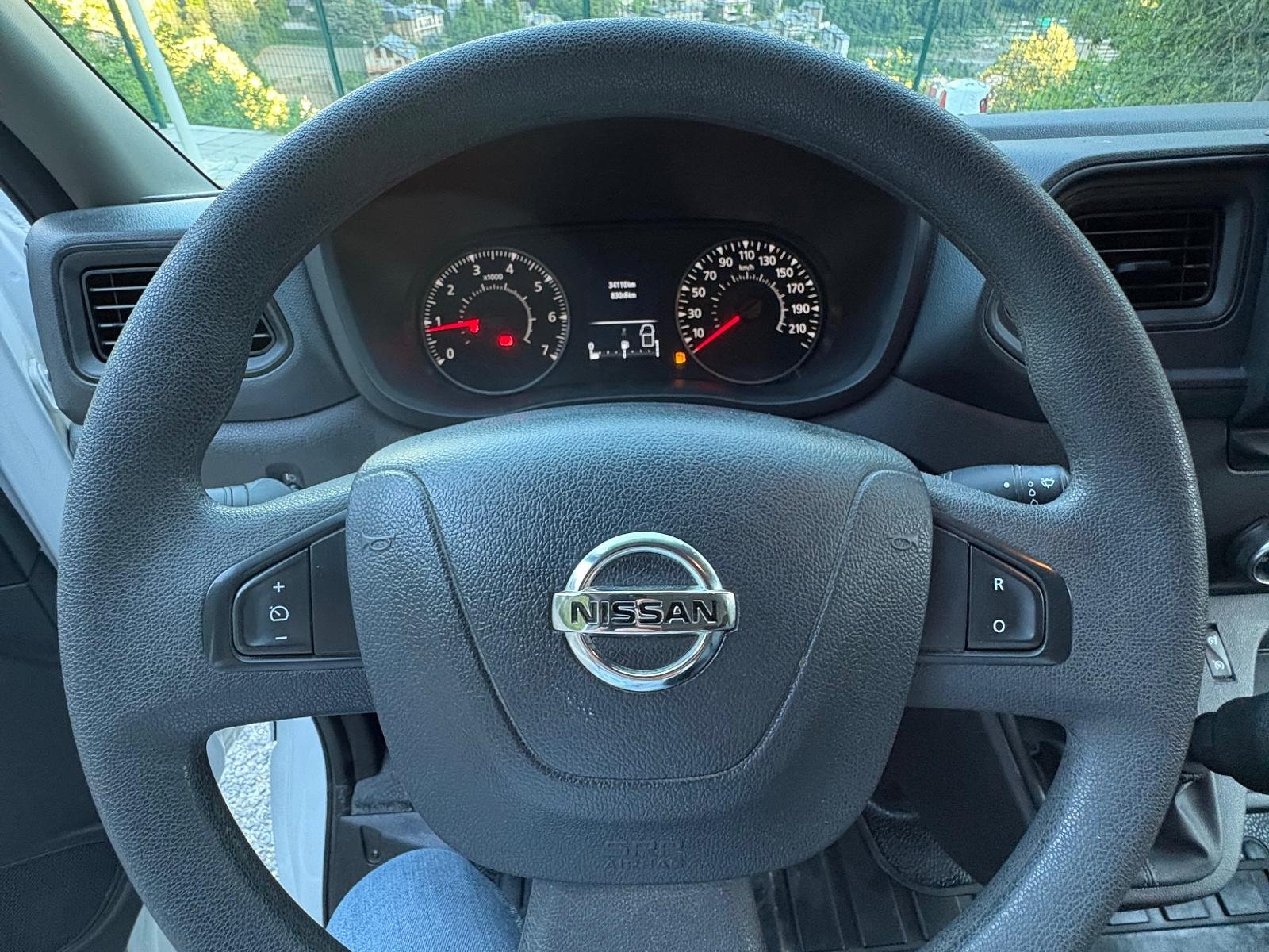 Nissan Interstar