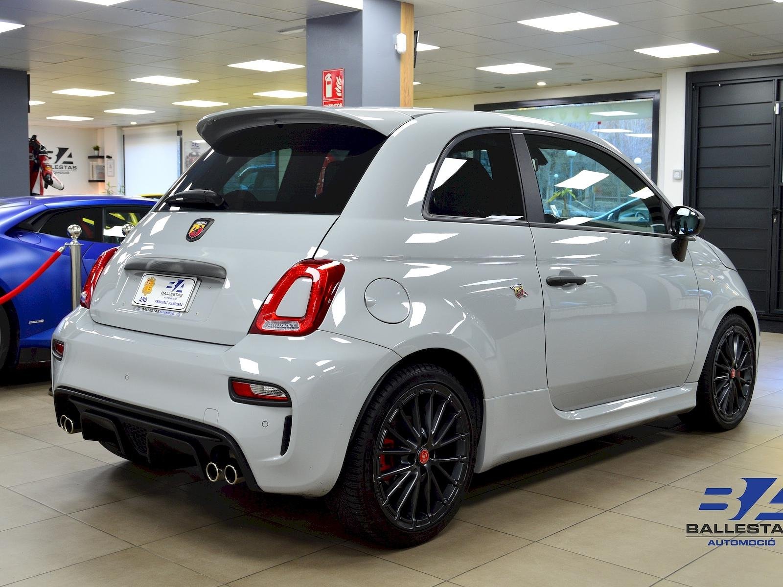 Abarth 695 Rivale