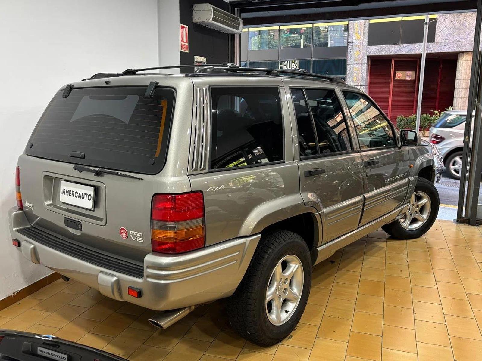 Jeep Grand Cherokee