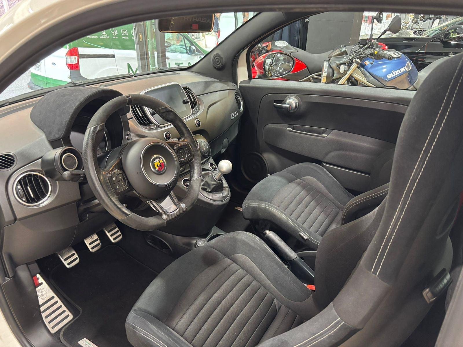 Abarth 595 Competizione