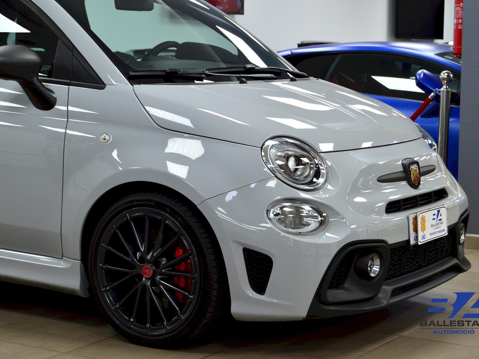 Abarth 695 Rivale
