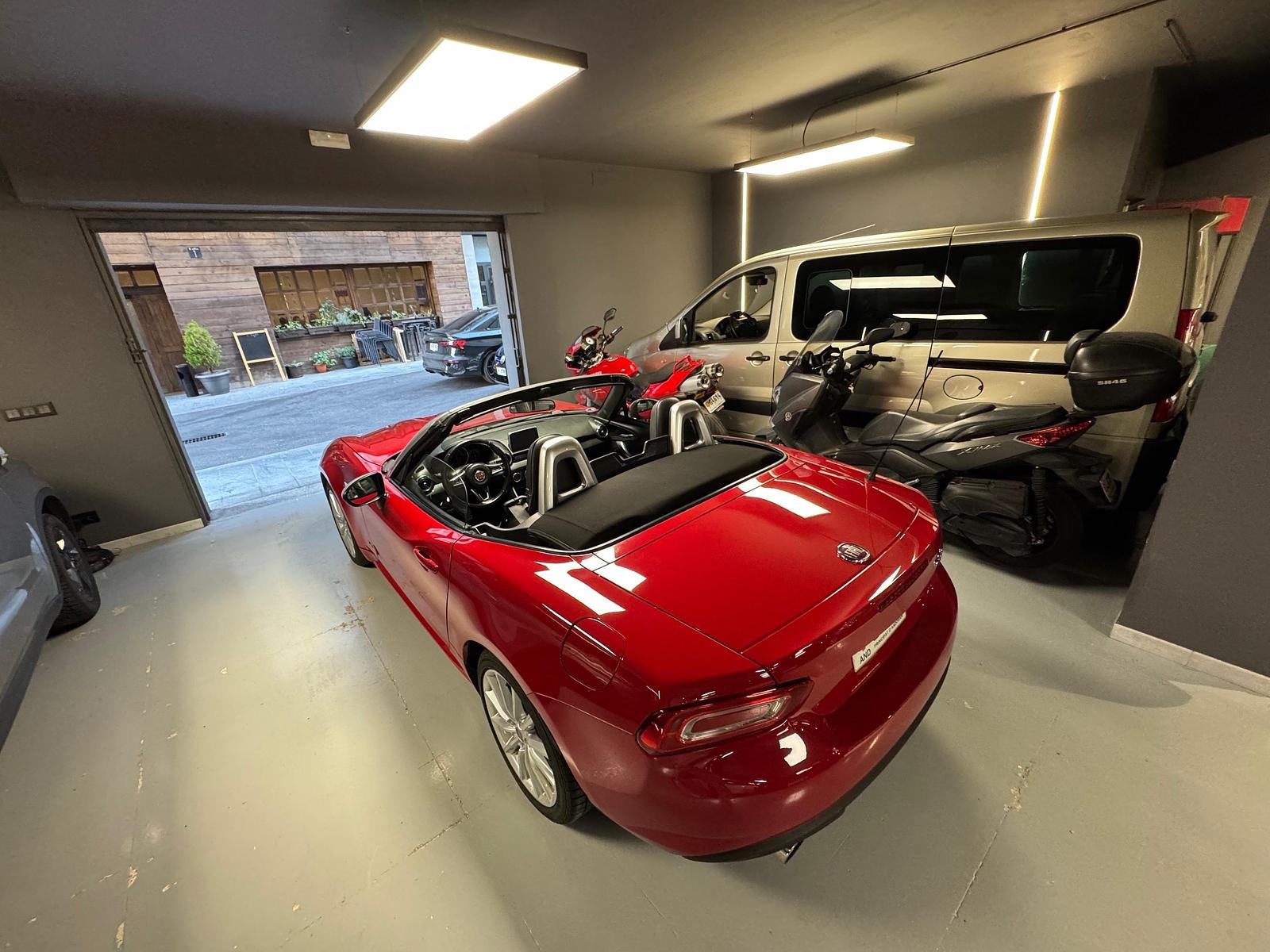 Fiat 124 Spider