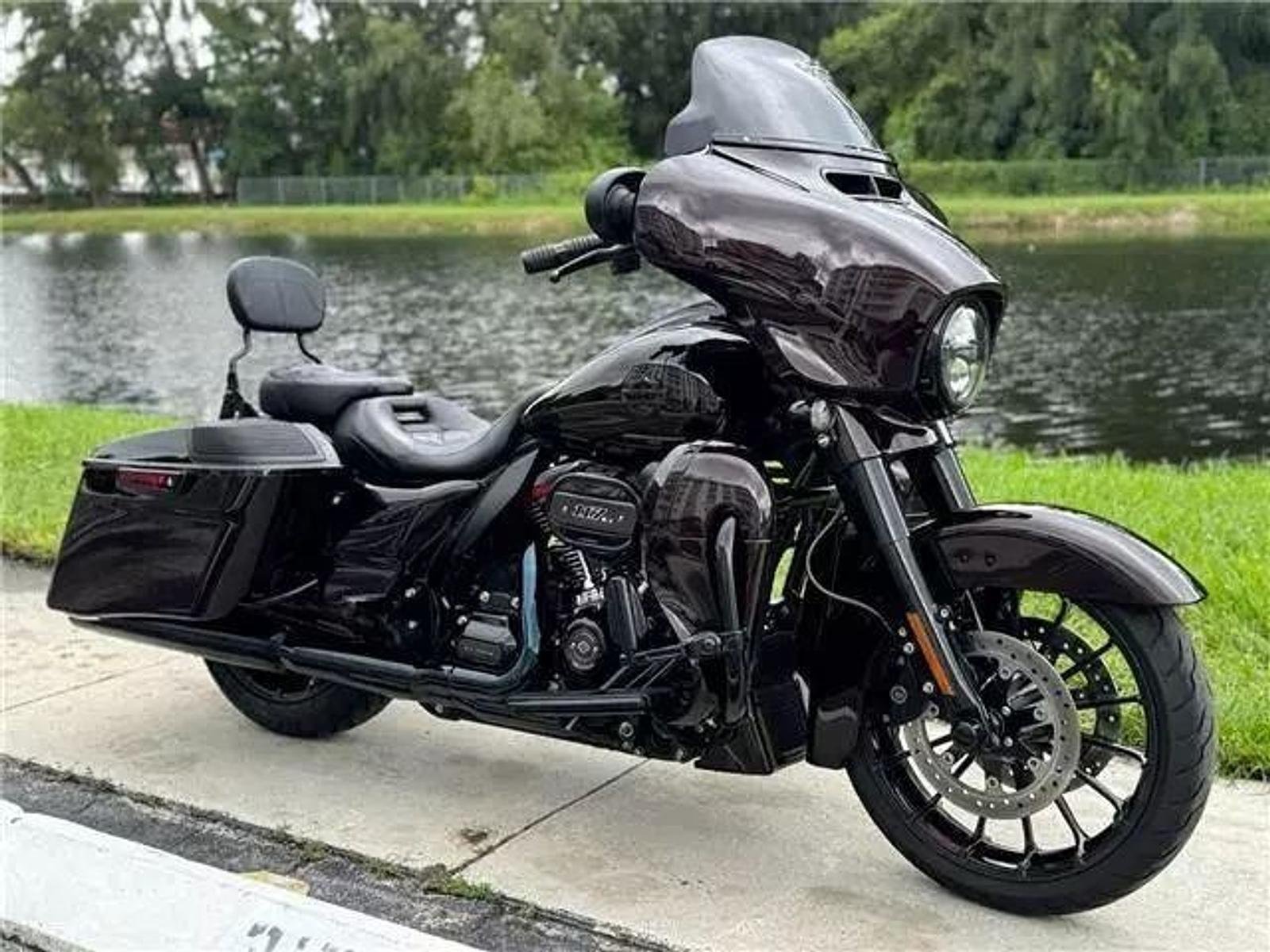 Harley-Davidson CVO Street Glide