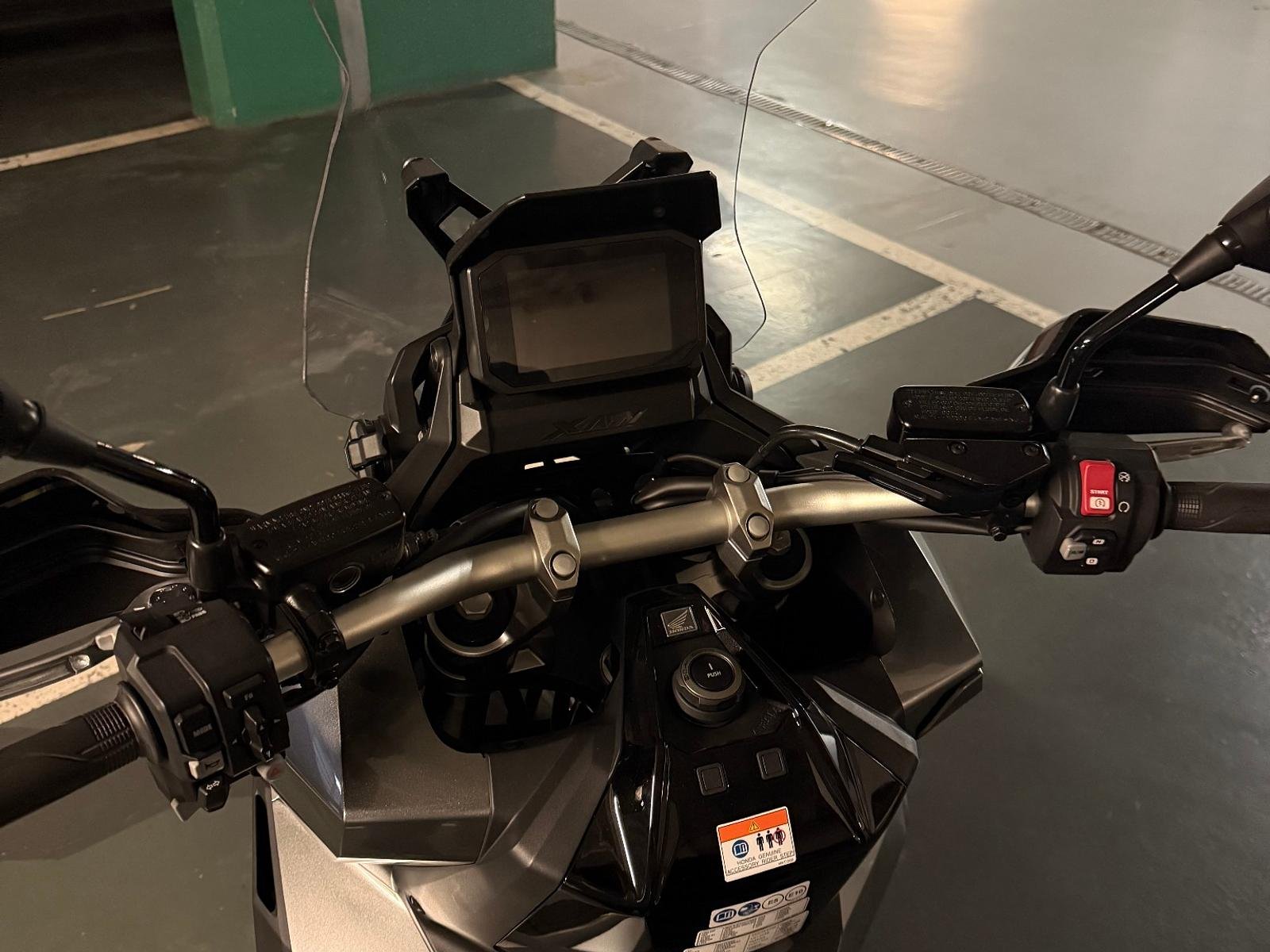 Honda ADV 750