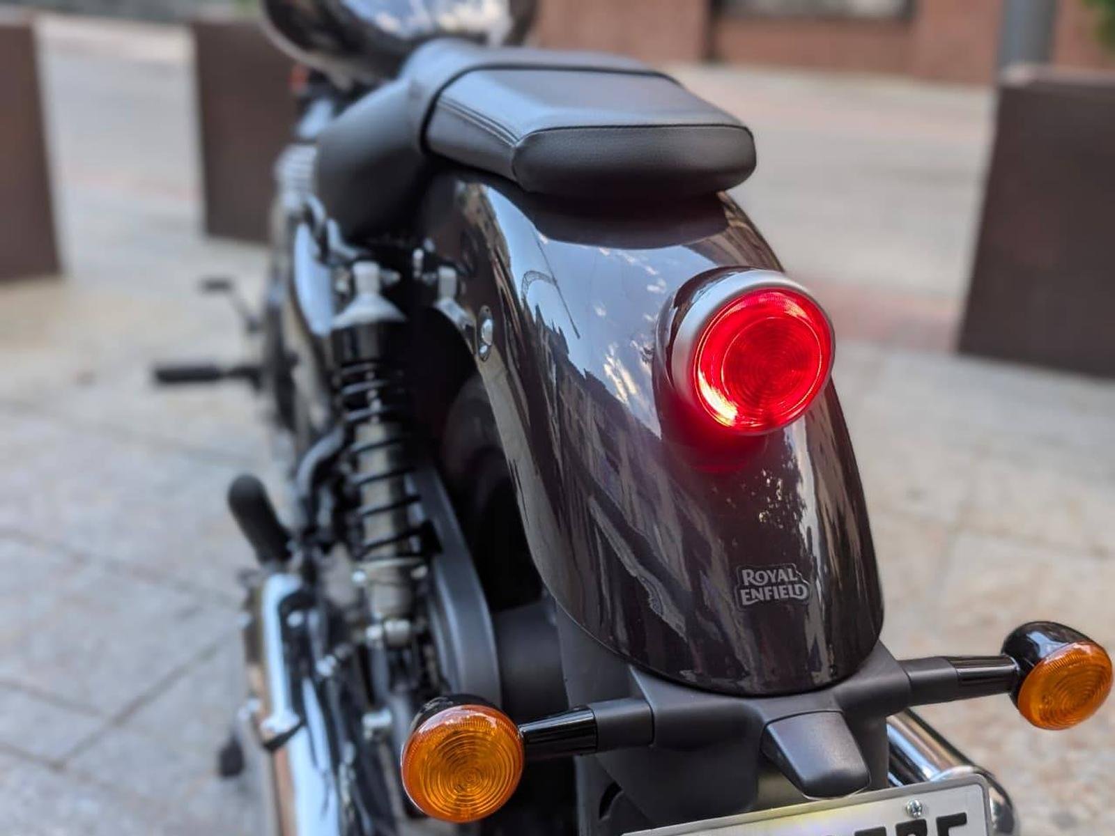 Royal Enfield SUPER METEOR 650
