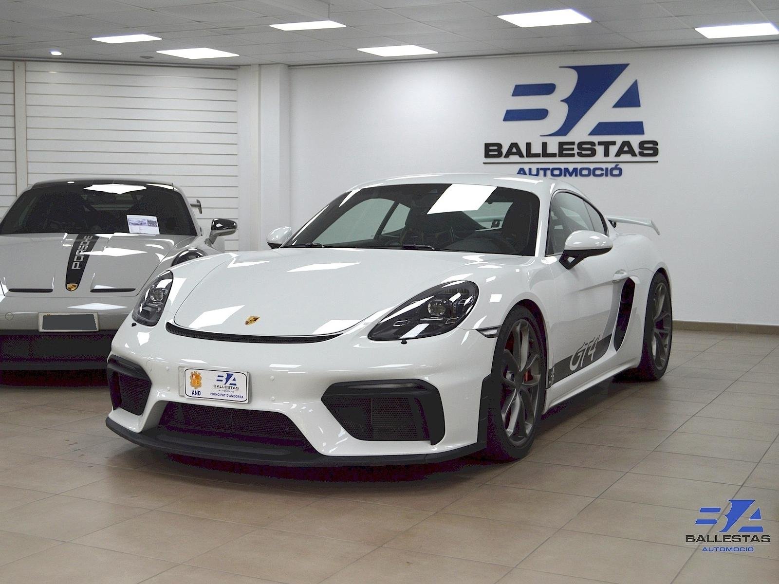 Porsche Cayman Gt4