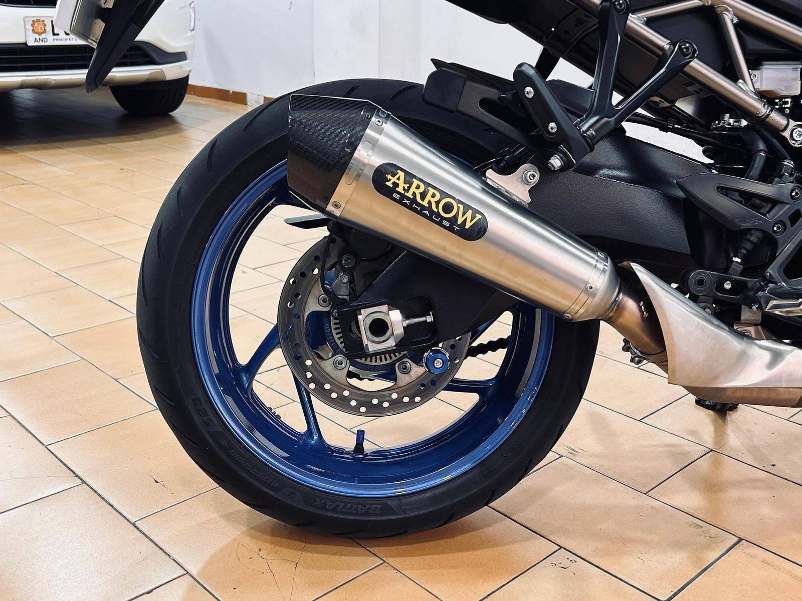 Suzuki GSX-S1000
