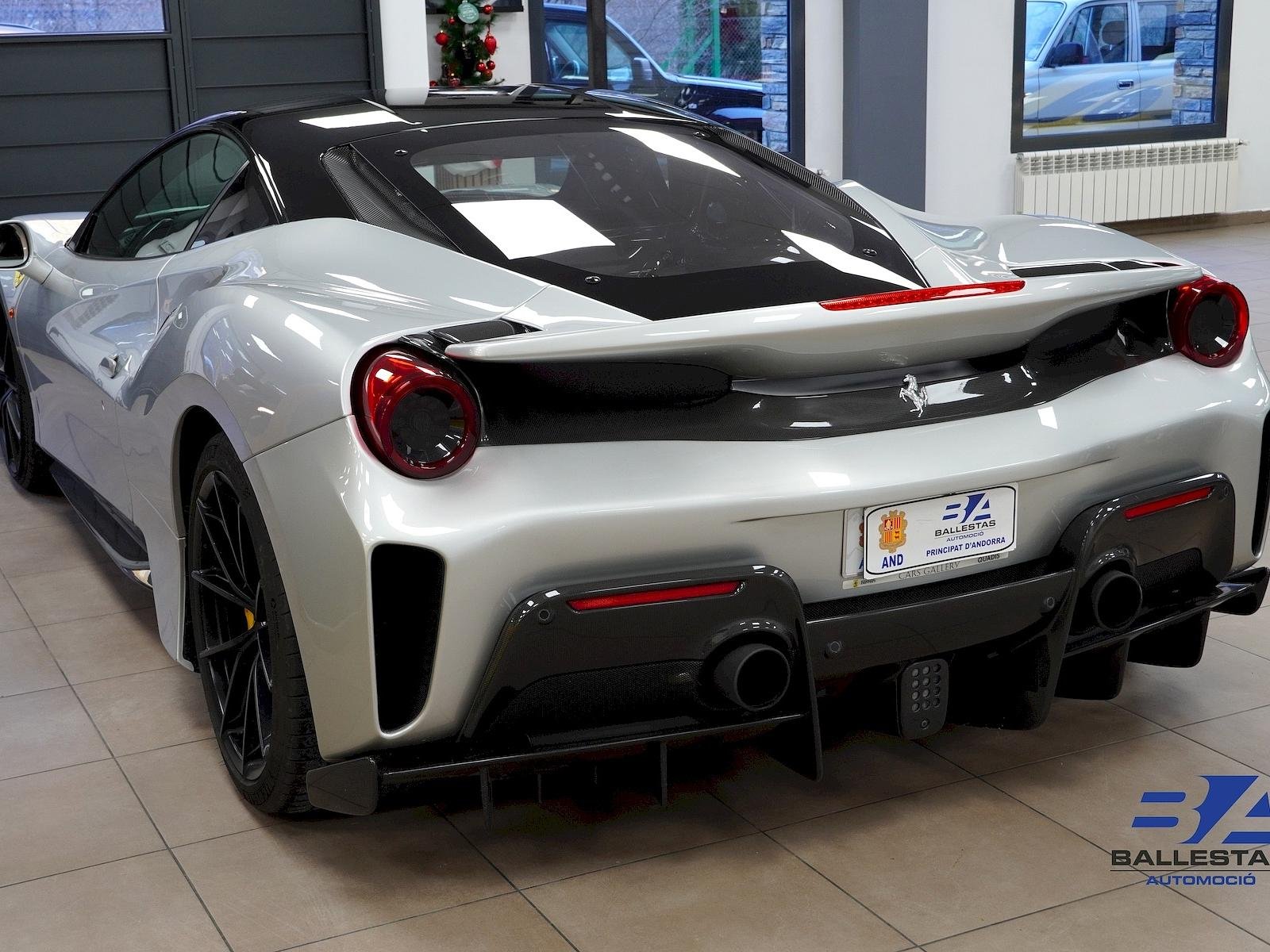 Ferrari 488