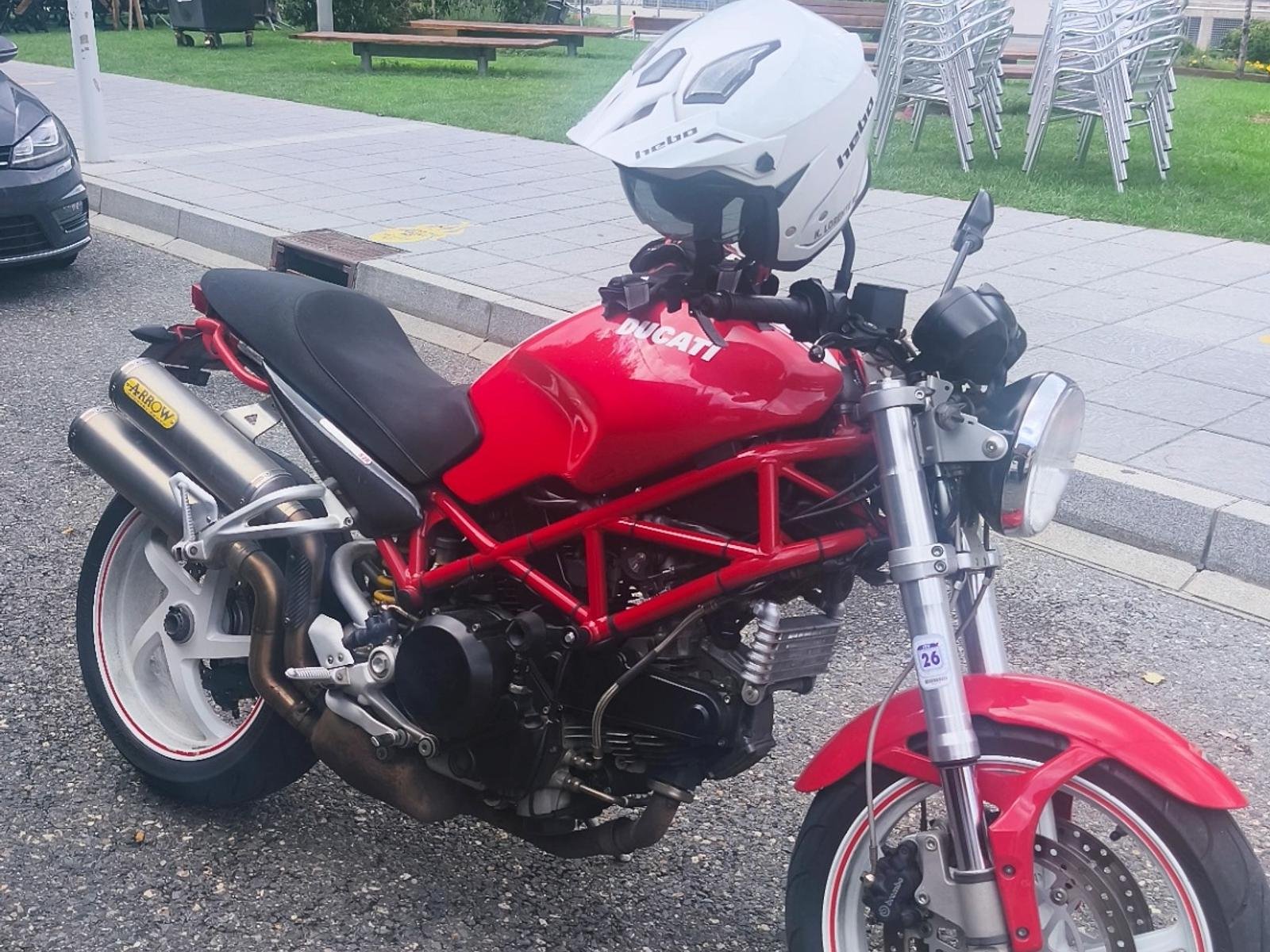 Ducati Monster S2R 800
