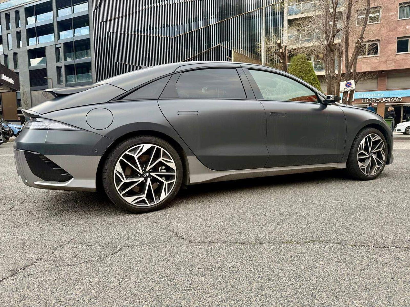 Hyundai Ioniq 6
