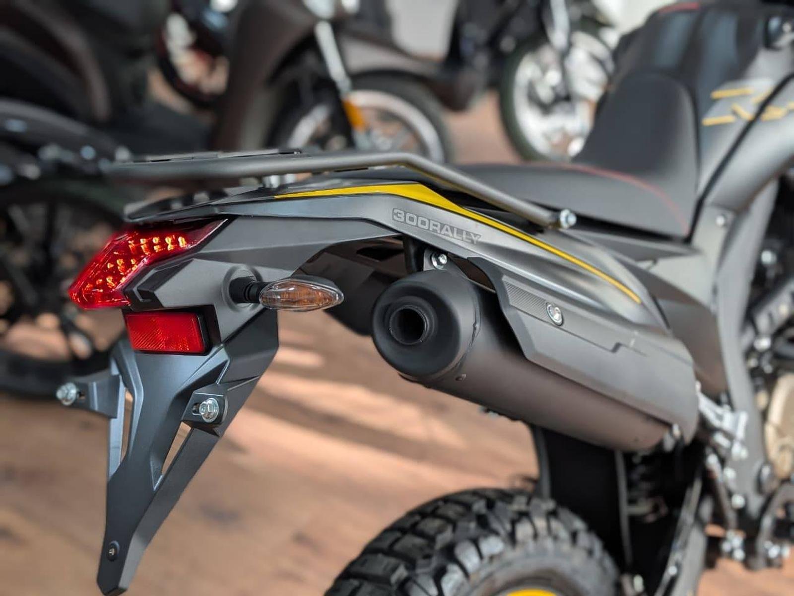 Voge 300R
