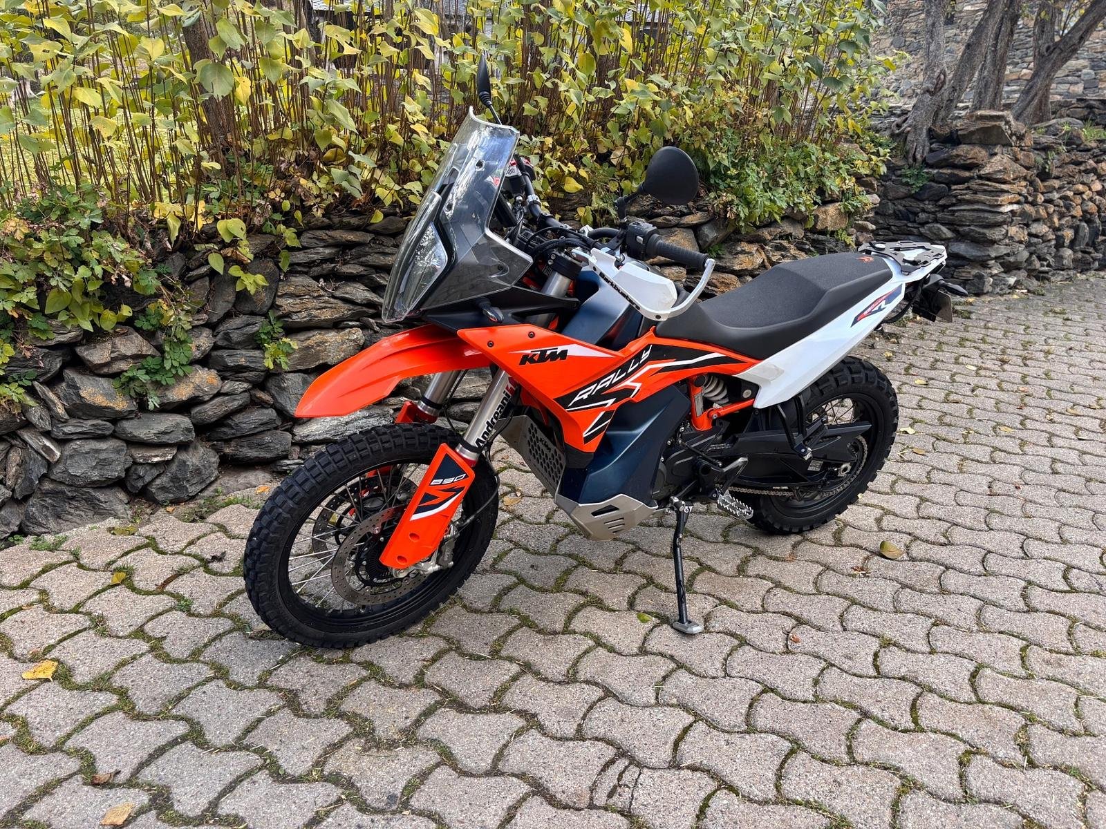 KTM 890 Adventure R