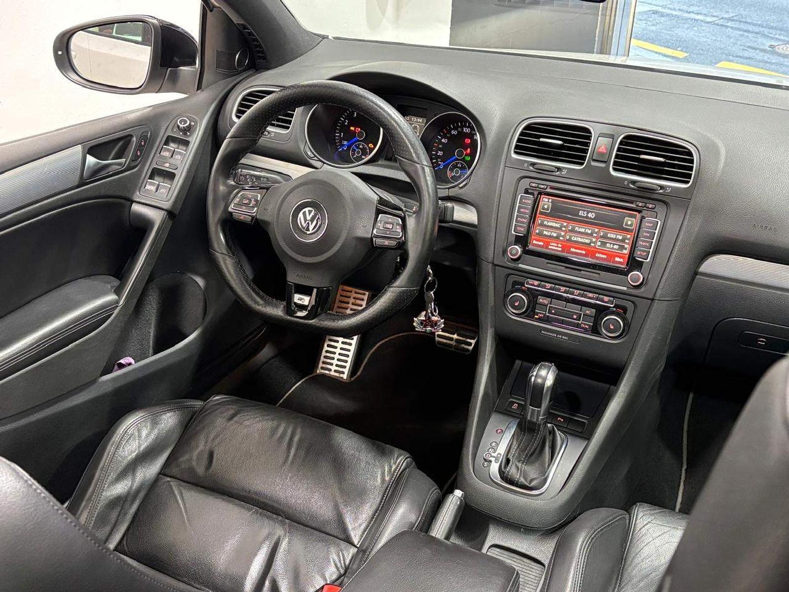 Volkswagen Golf R