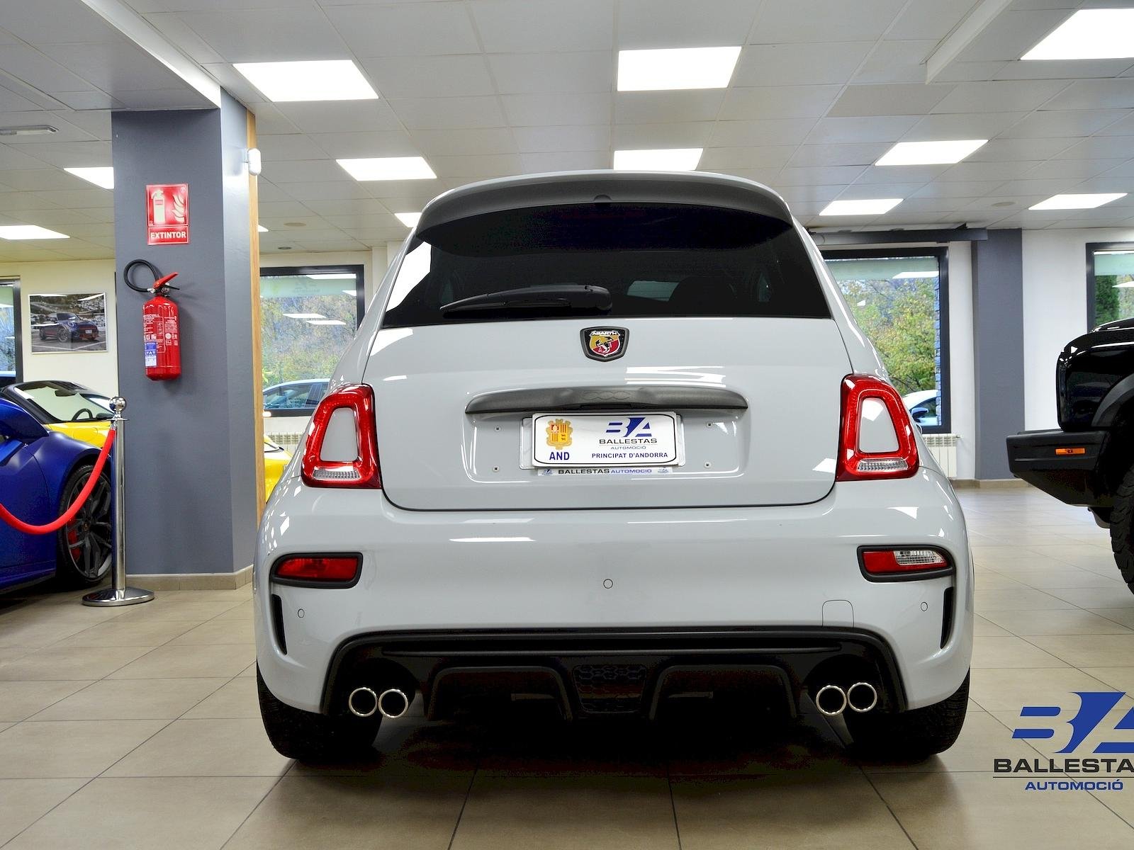 Abarth 695 Rivale