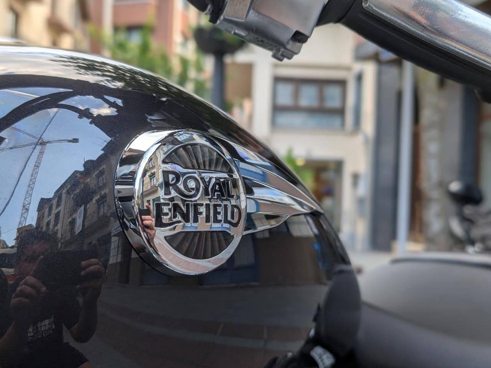 Royal Enfield SUPER METEOR 650