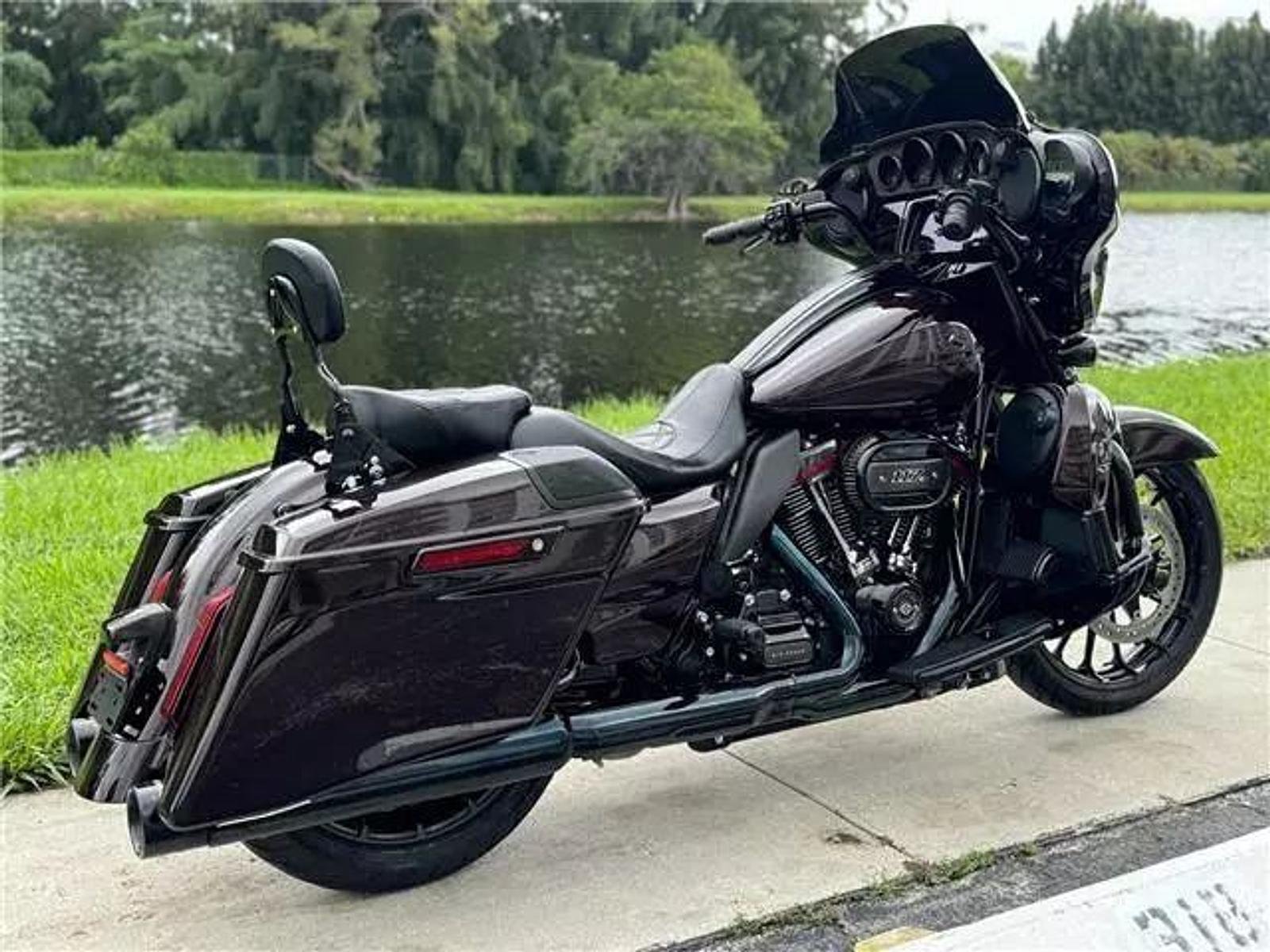 Harley-Davidson CVO Street Glide
