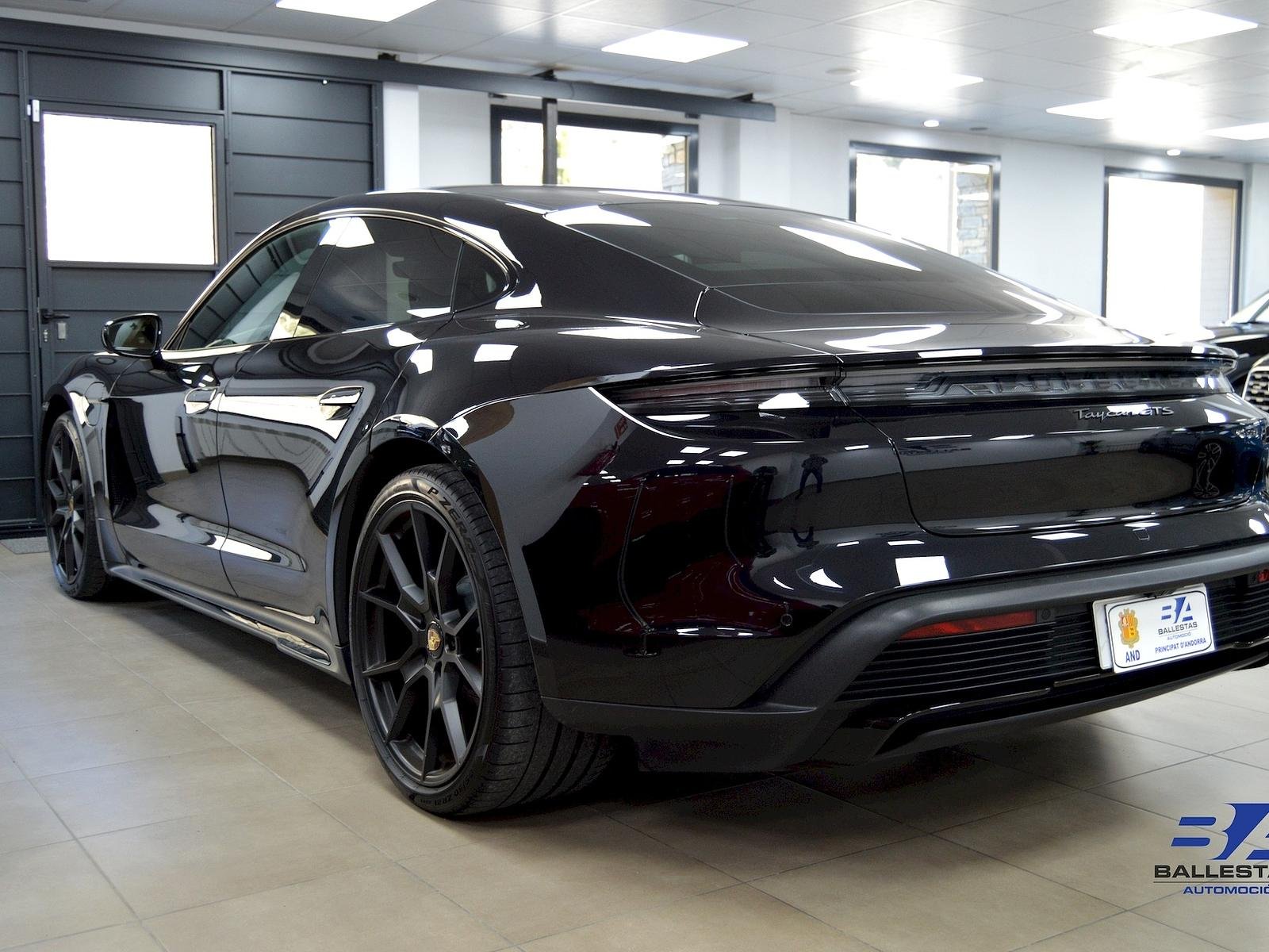 Porsche Taycan