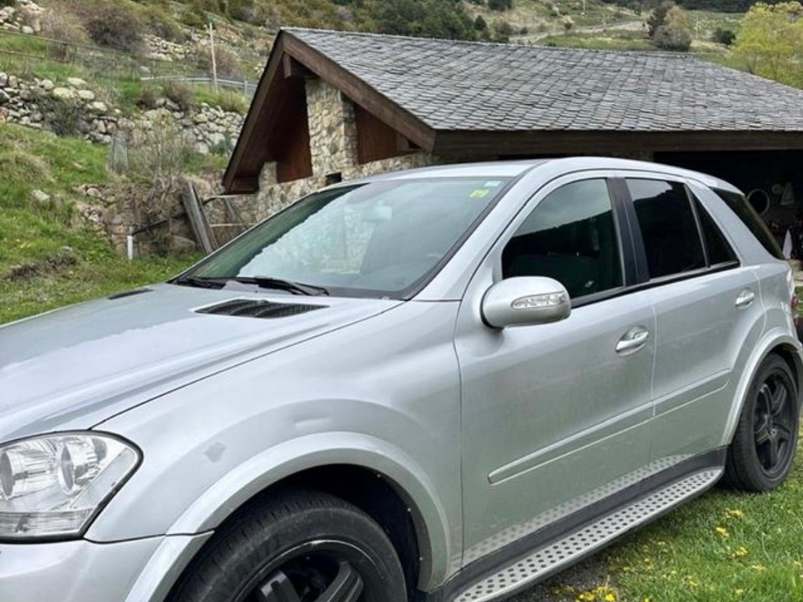Mercedes-Benz M-Class