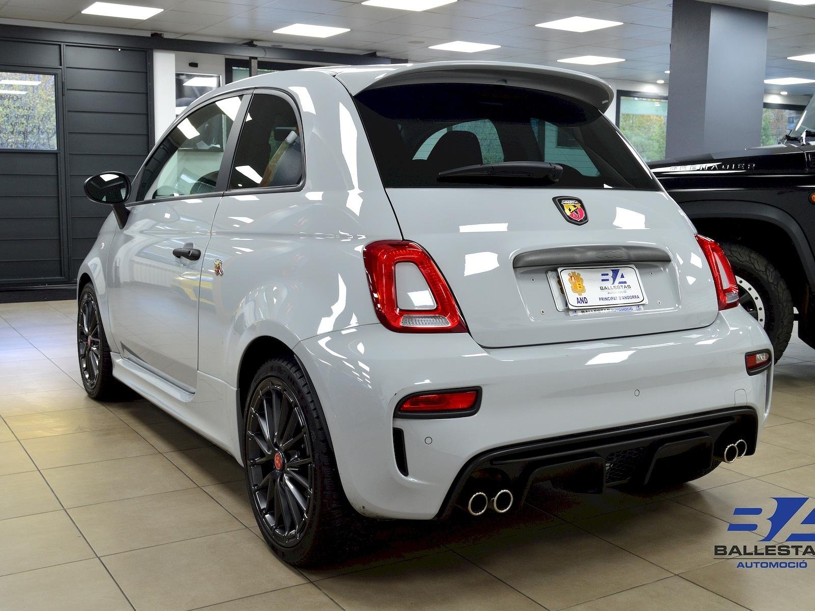 Abarth 695 Rivale