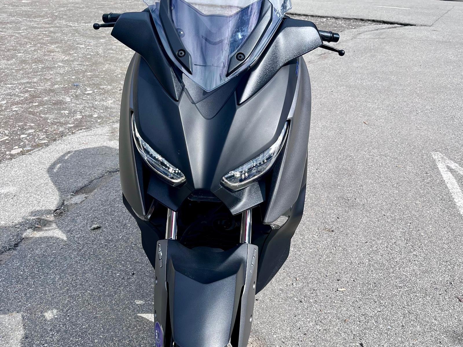 Yamaha X-MAX 300