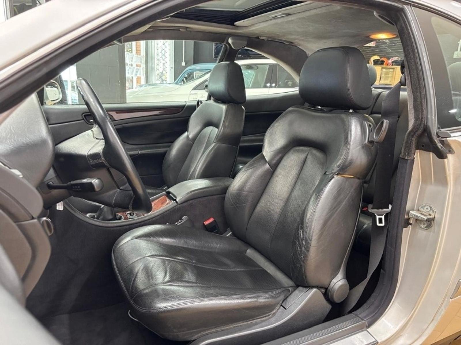 Mercedes-Benz Clk-Class