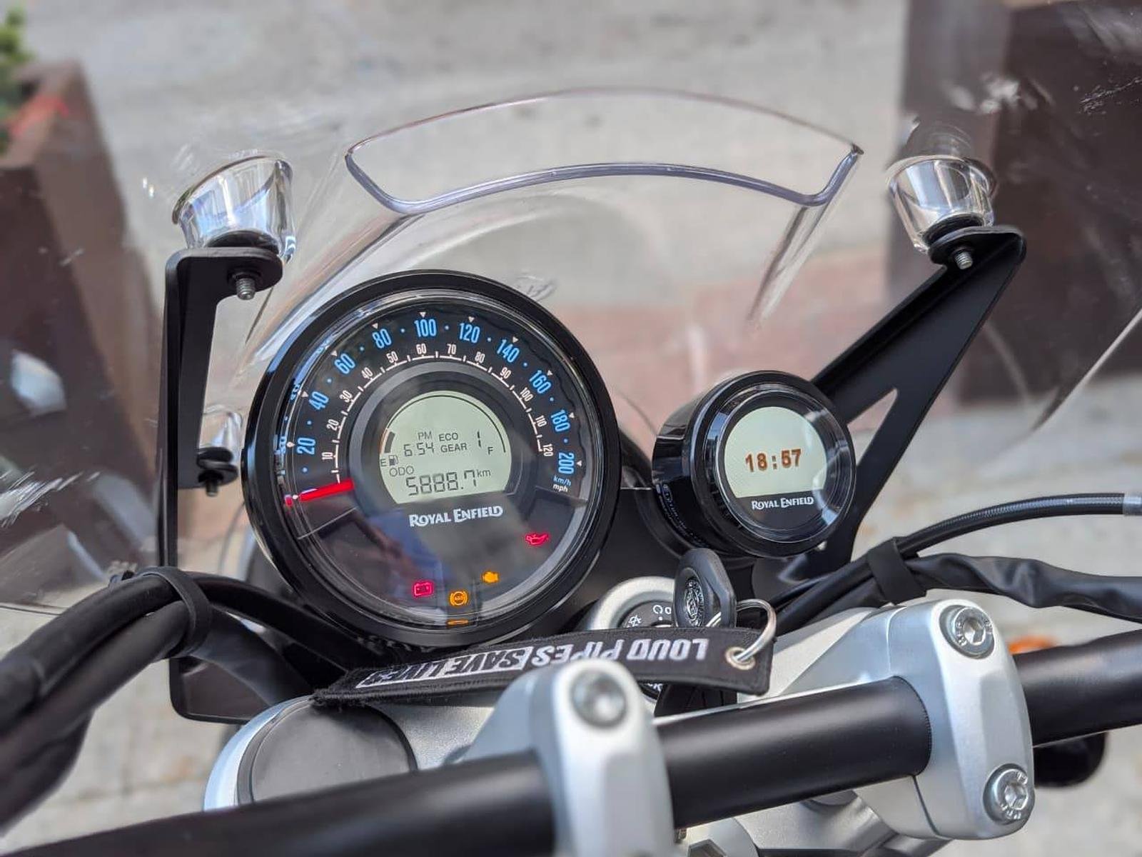 Royal Enfield SUPER METEOR 650