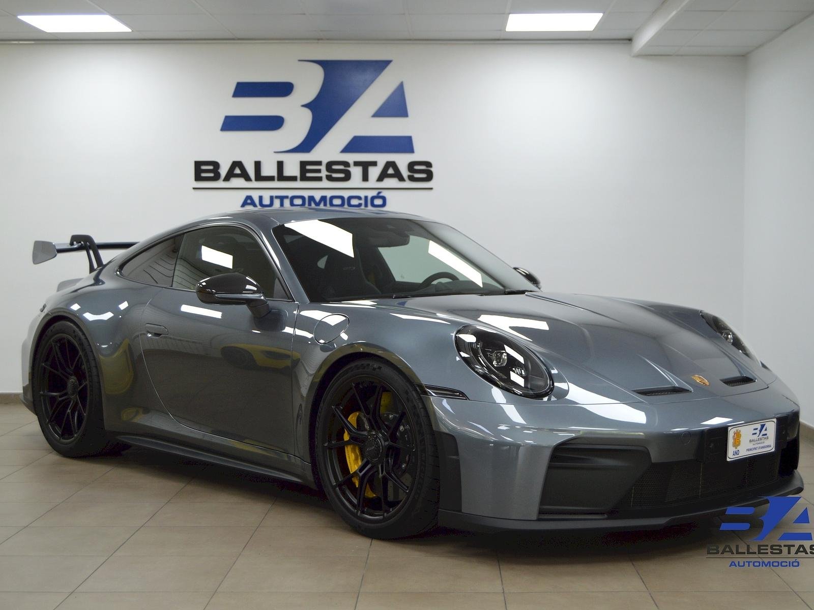 Porsche 911