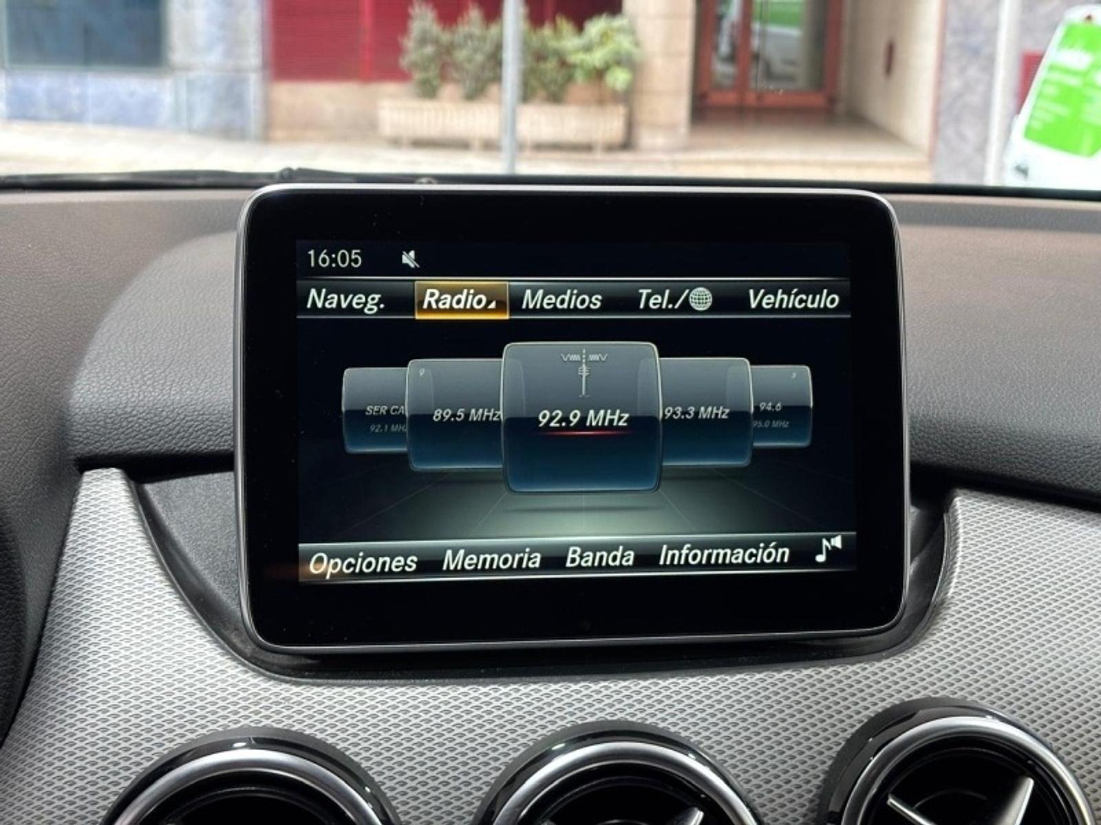 Mercedes-Benz B-Class