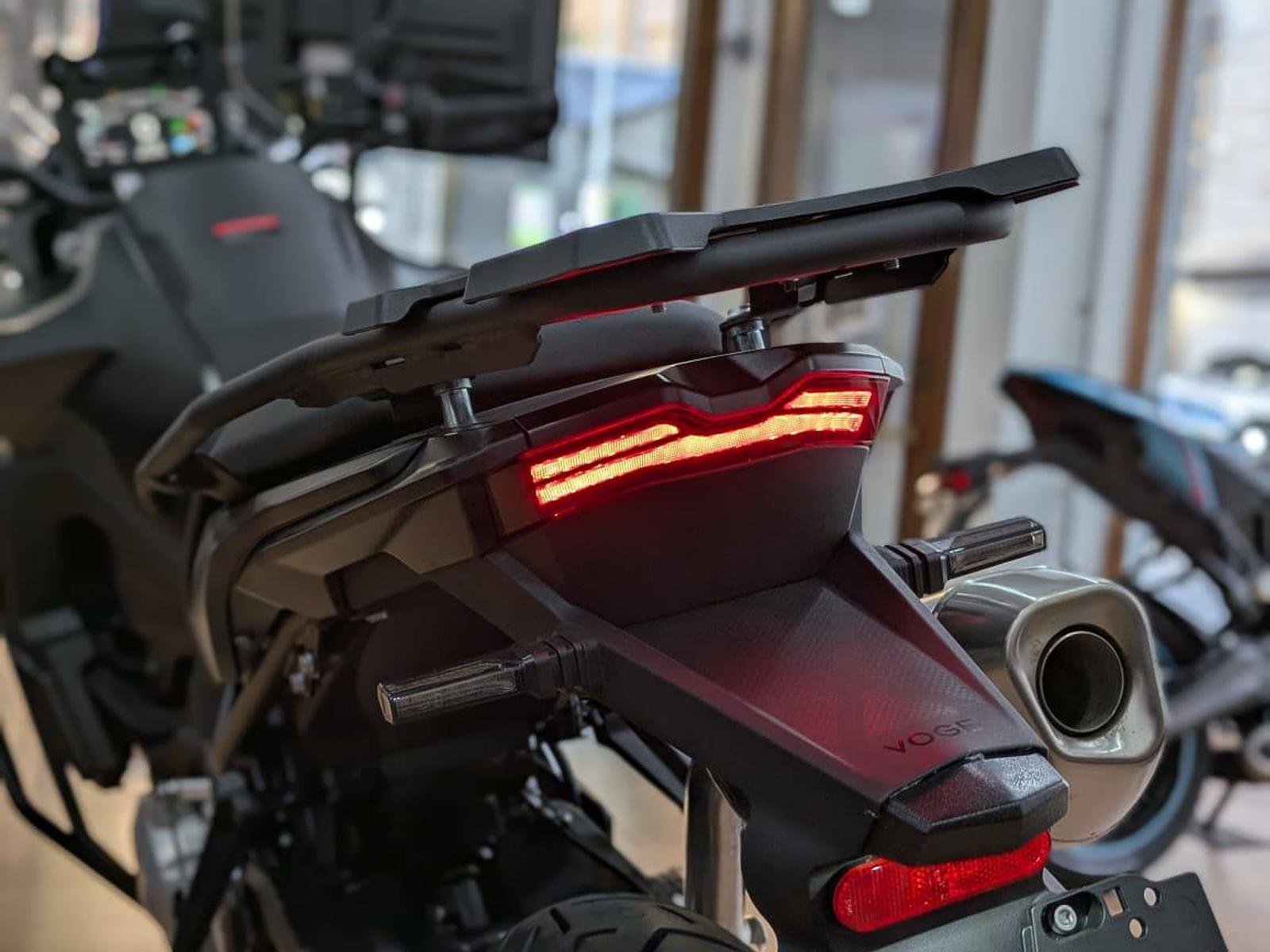 Voge 900DSX