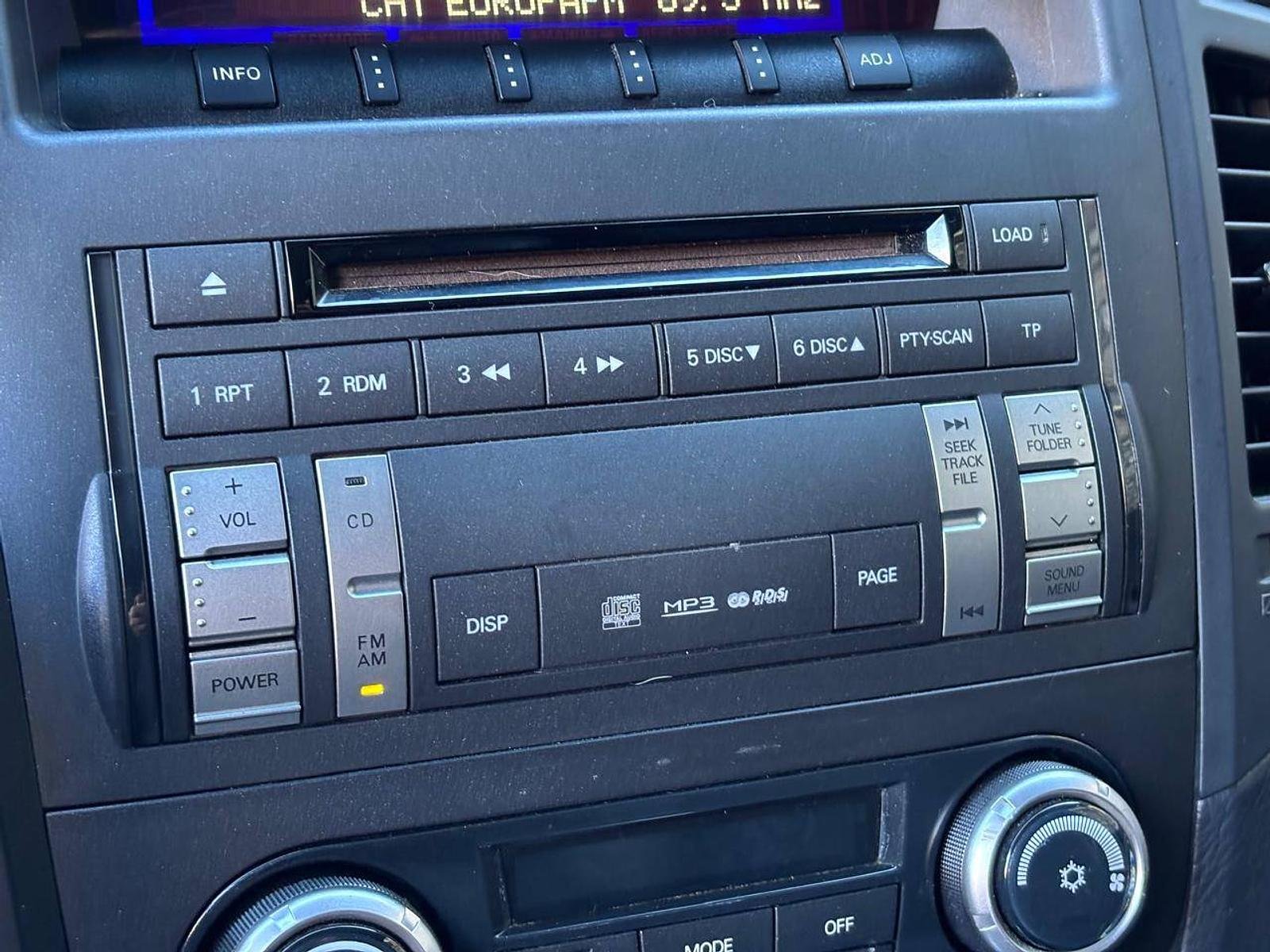 Mitsubishi Montero