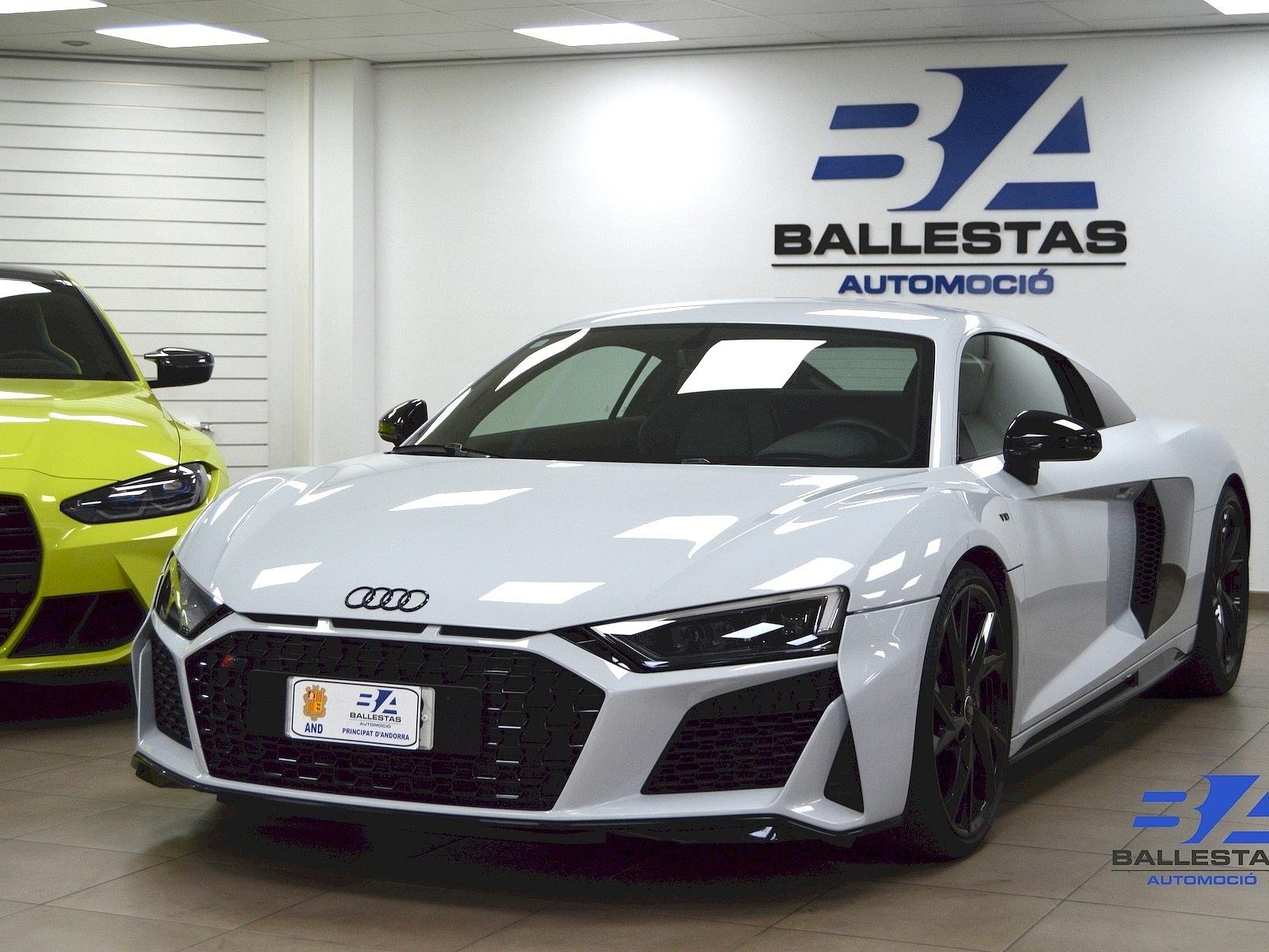 Audi R8