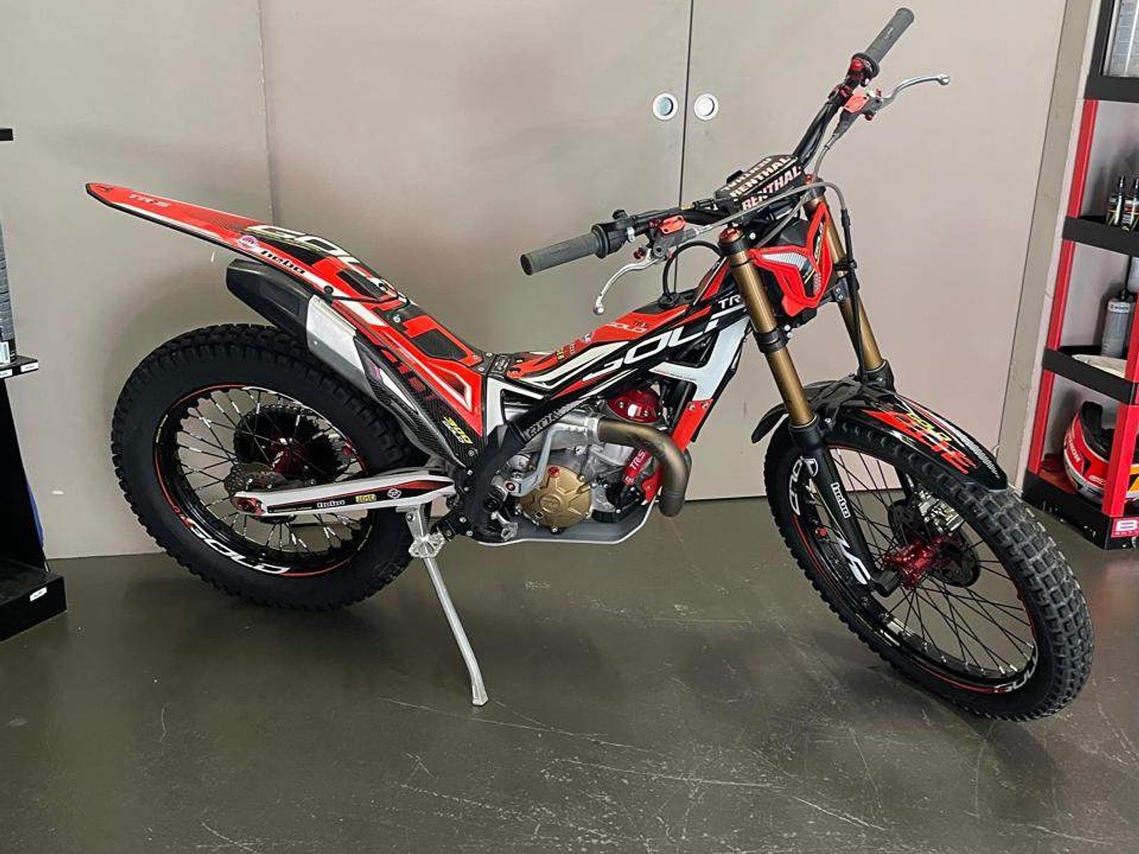 TRS Gold 300