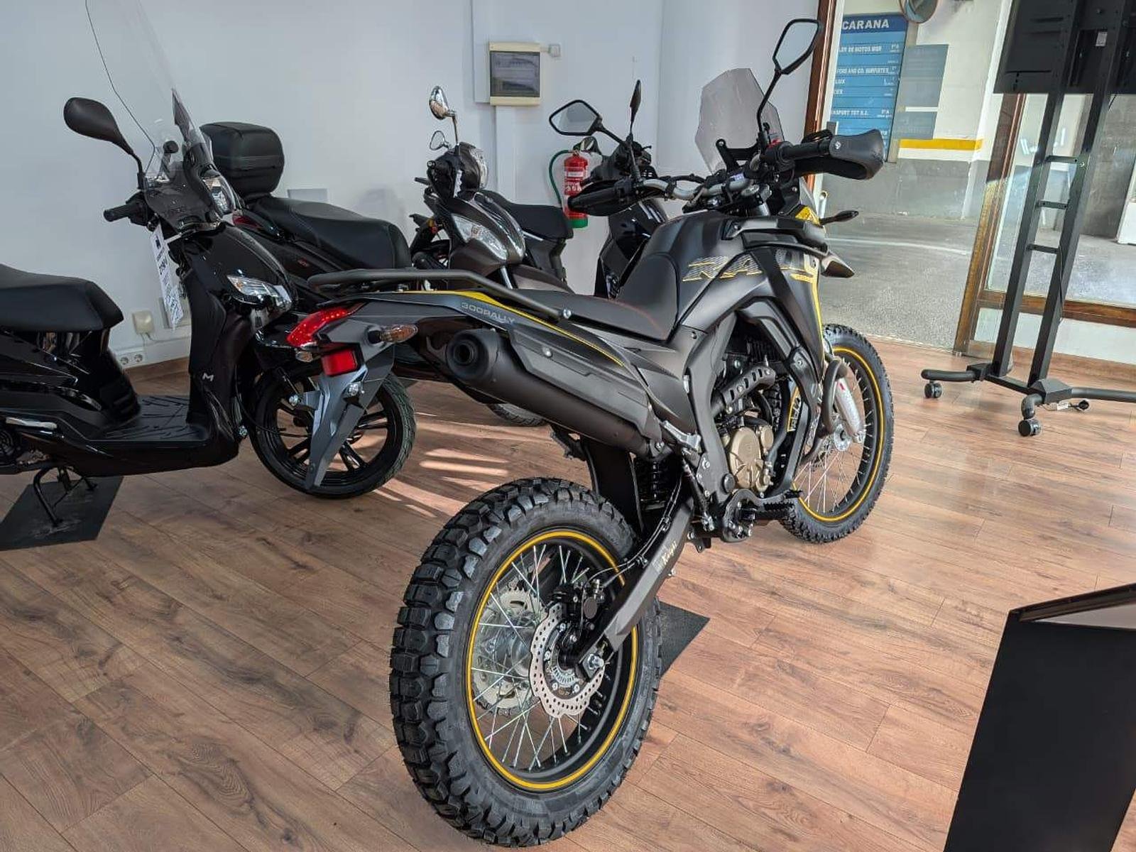 Voge 300R