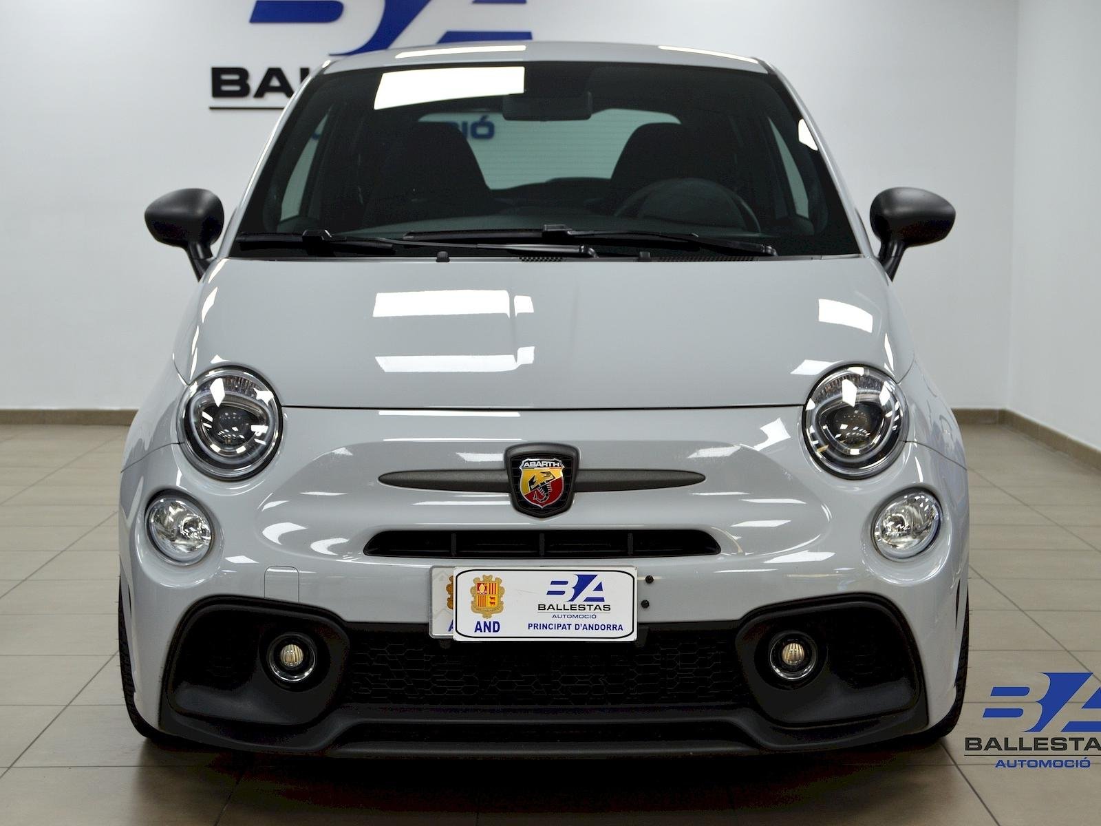Abarth 695 Rivale