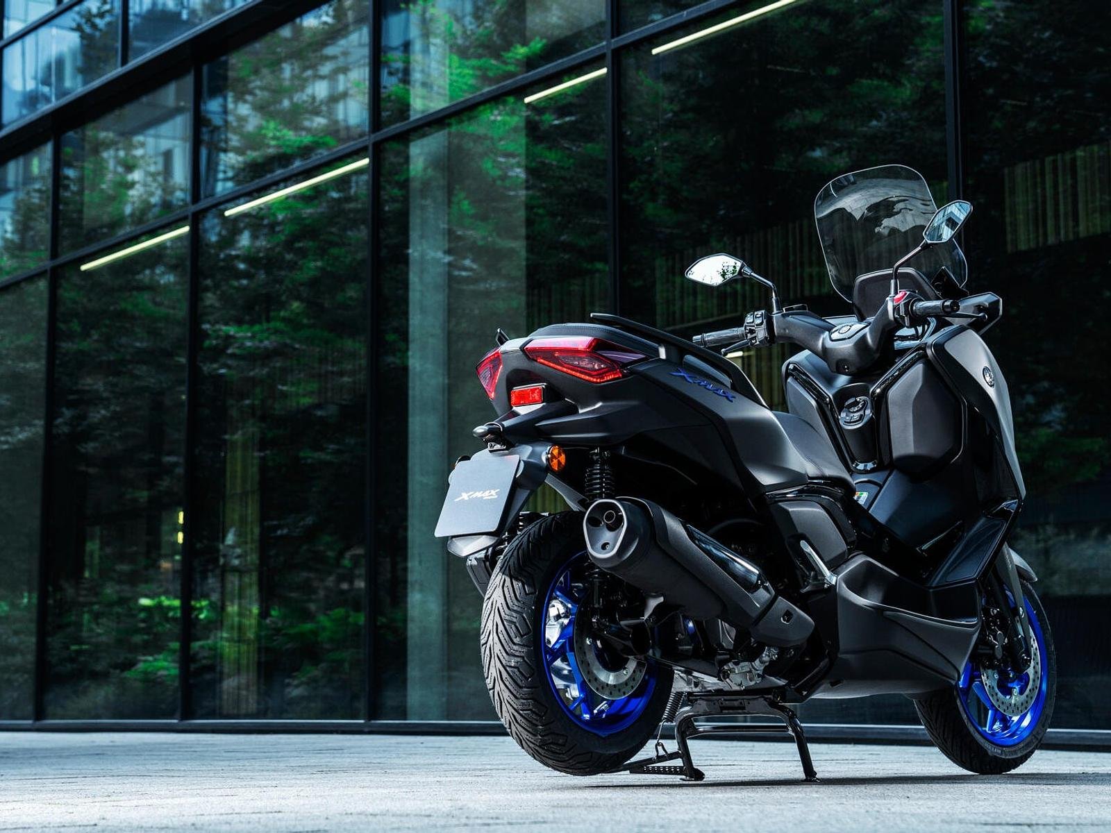 Yamaha X-MAX 125