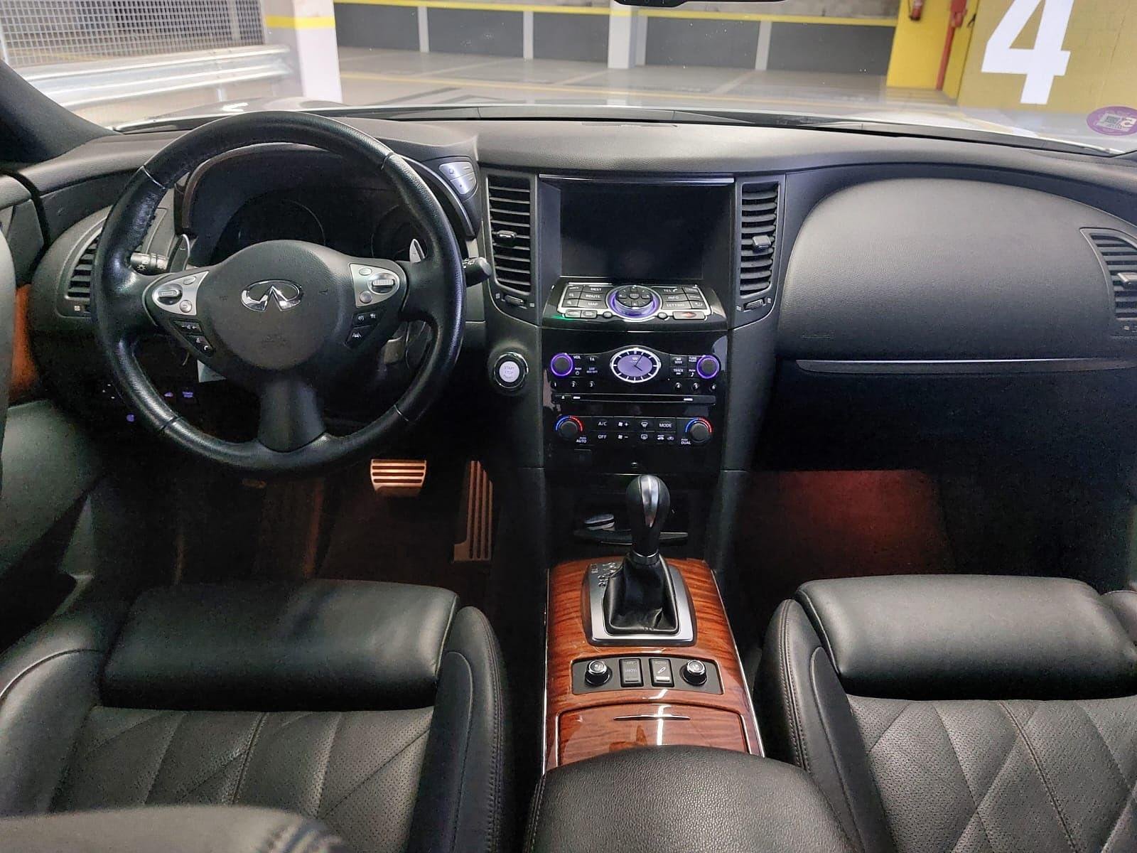 Infiniti Qx70